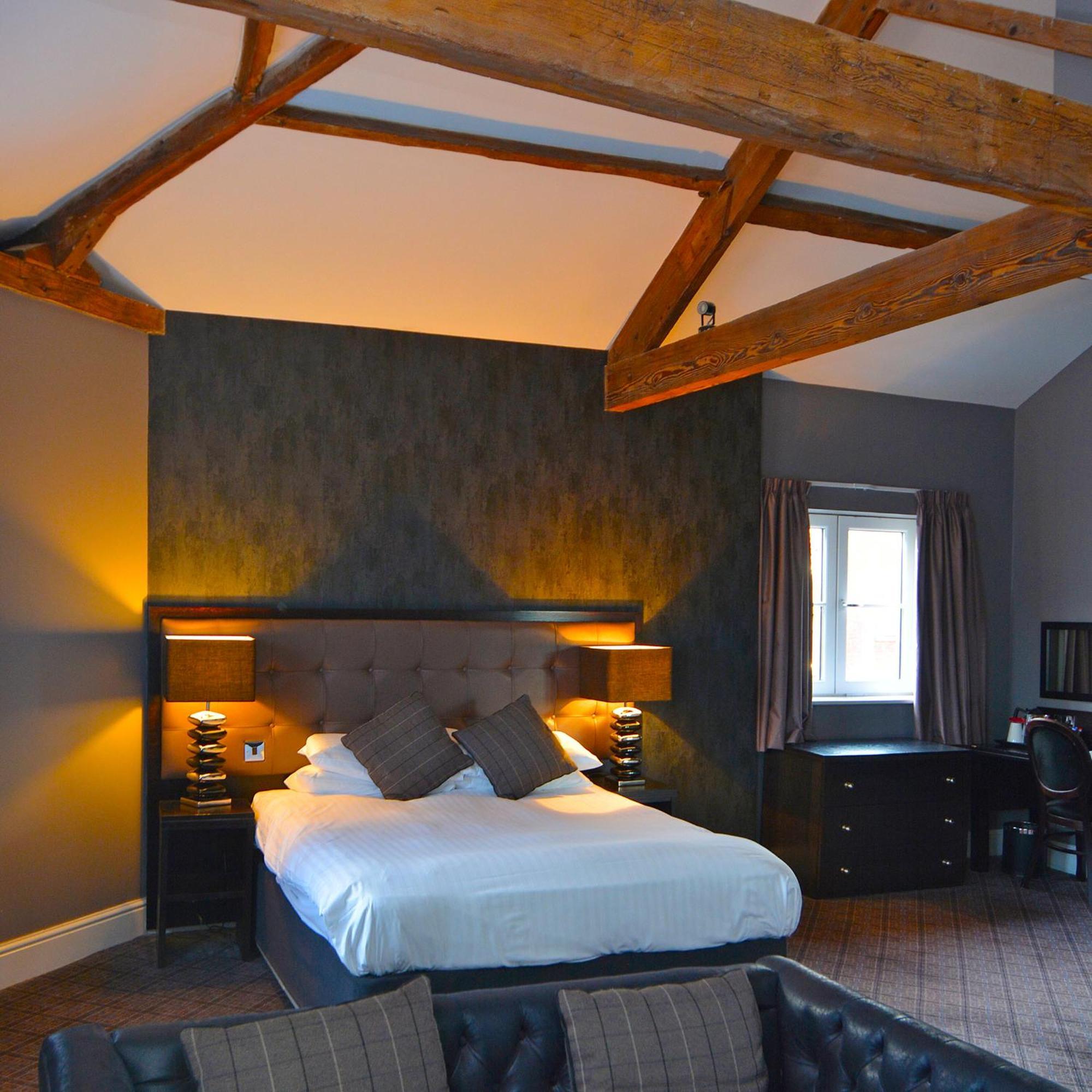 The Angel Hotel Wetherspoon Whitby Esterno foto
