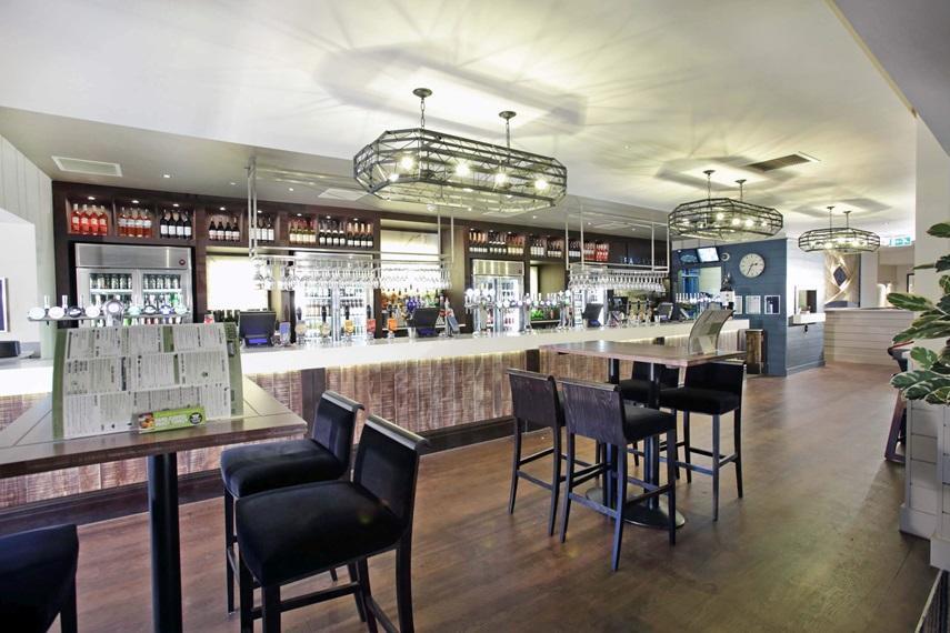 The Angel Hotel Wetherspoon Whitby Esterno foto