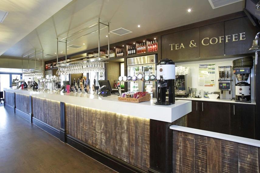 The Angel Hotel Wetherspoon Whitby Esterno foto