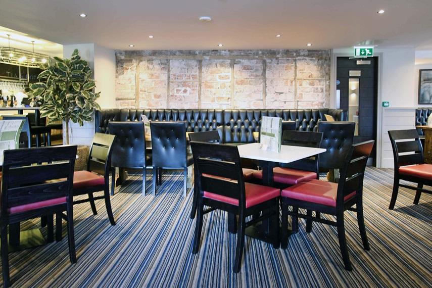 The Angel Hotel Wetherspoon Whitby Esterno foto