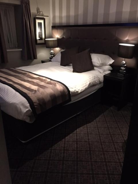 The Angel Hotel Wetherspoon Whitby Esterno foto